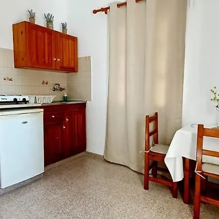 Pefkos Filoxenia Ξενοδοχείο με διαμερίσματα